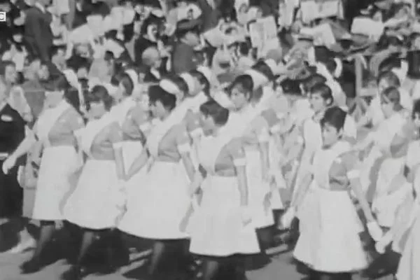 1966'da Ege'de kasaba hayatı