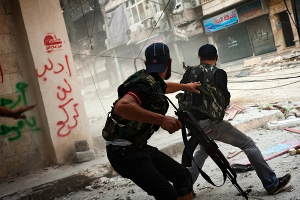 Afrin'de halk pazarına bombalı saldırı