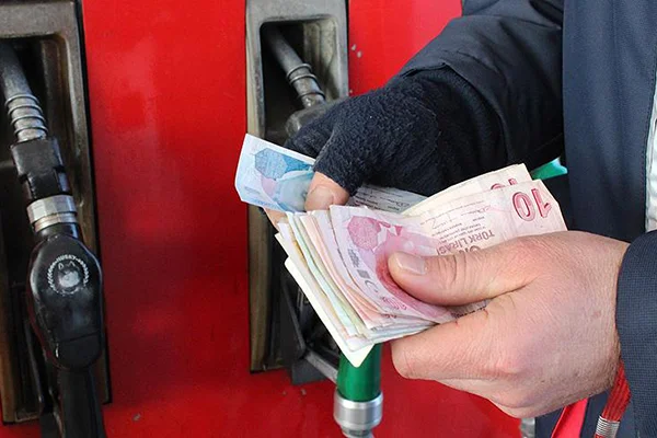 'Akaryakıt indirimi etiketlere yansıyacak'
