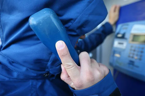 Ankesörlü telefon soruşturmasında 20 gözaltı kararı