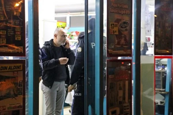 Antalya'da bir zincir markette soygun