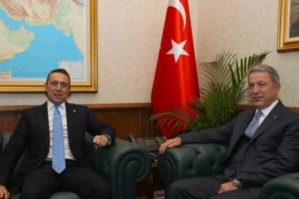 Bakan Akar, Ali Koç'u kabul etti