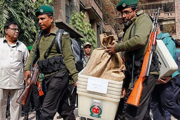 Bangladeş'teki seçimlerde kan döküldü: 17 ölü, 64 yaralı