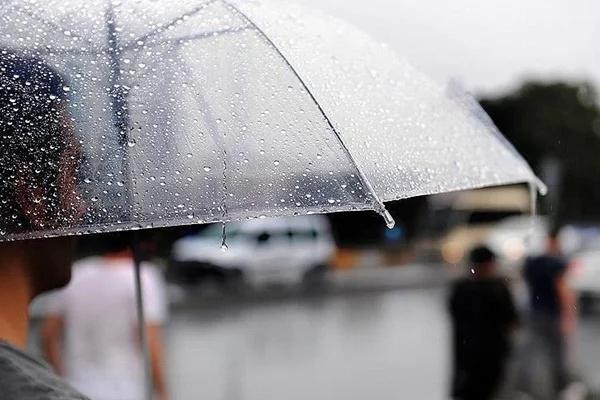 Batı bölgelerinde hava yağışlı olacak