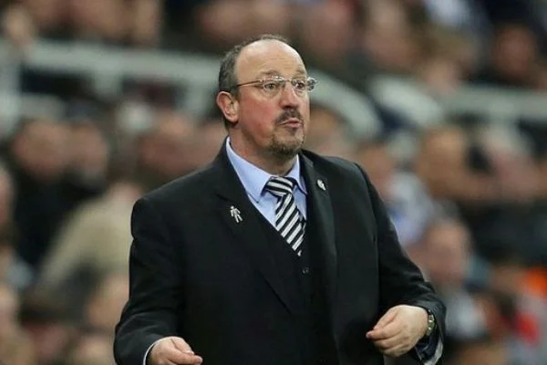 Benitez acı konuştu: "Sezonu son sıralarda bitireceğiz"