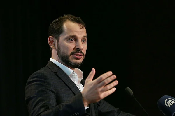 Berat Albayrak'tan net mesaj: Bütçelerinizi verimli kullanın, kötü adam ben oluyorum