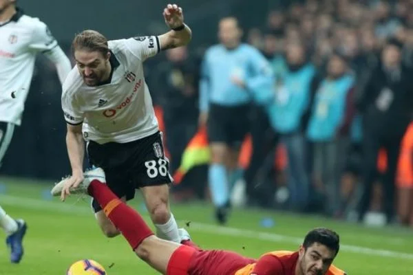 Beşiktaş'ta Caner Erkin şoku