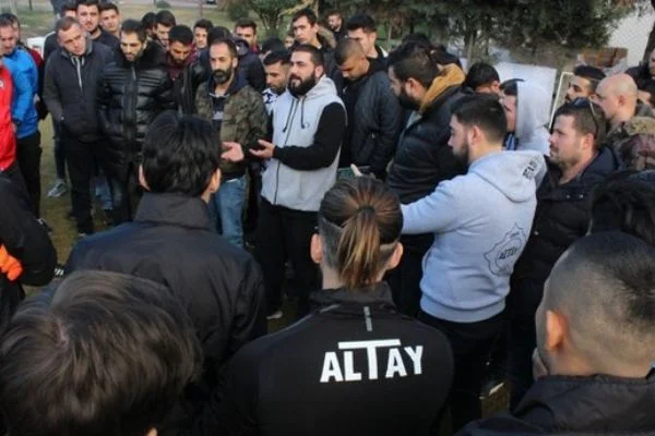 'Bir dahaki sefere kazma sapıyla geliriz'