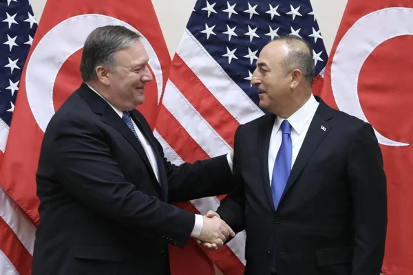 Çavuşoğlu, Pompeo ile görüştü