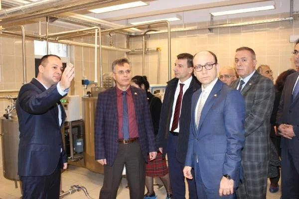 Cerrahpaşa Tıp Fakültesinde süt üretimi