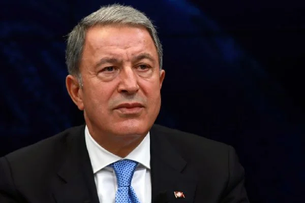 Cumhuriyet yazarından Hulusi Akar'a: Karargahta o tetikçiyle ne görüştünüz?