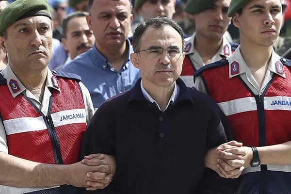 Darbe sanığı 2 tuğgeneral hakkında FETÖ itirafı