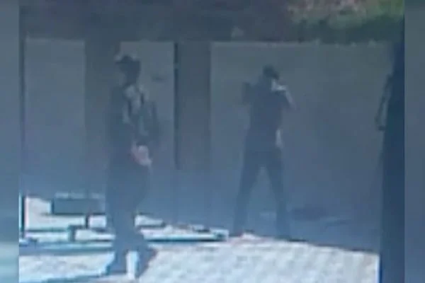 FETÖ'cü eski polis müdürü oğluna silah talimi yaptırmış