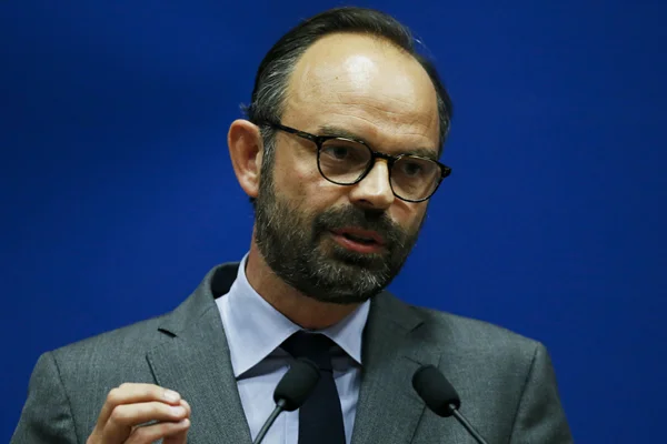 Fransa Başbakanından 'sarı yelekliler' açıklaması