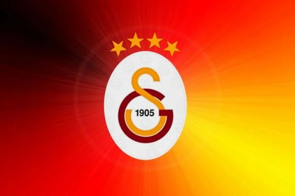 Galatasaray'da genç oyuncularla sözleşme yenilendi