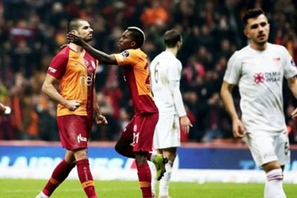 Galatasaray, Sivasspor'u yendi