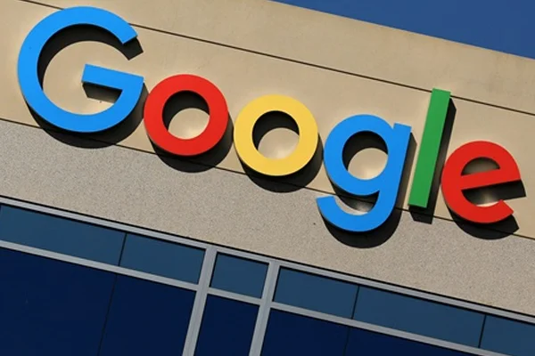 Google'da 'aptal' araması yapınca neden Trump çıkıyor?