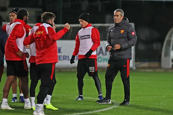 Göztepe'de Kemal Özdeş ilk antrenmanına çıktı