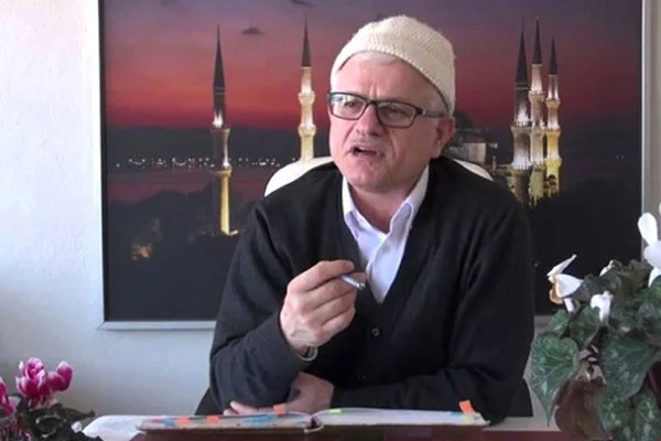 Hasan Akar'a Atatürk'e hakaret suçundan hapis cezası
