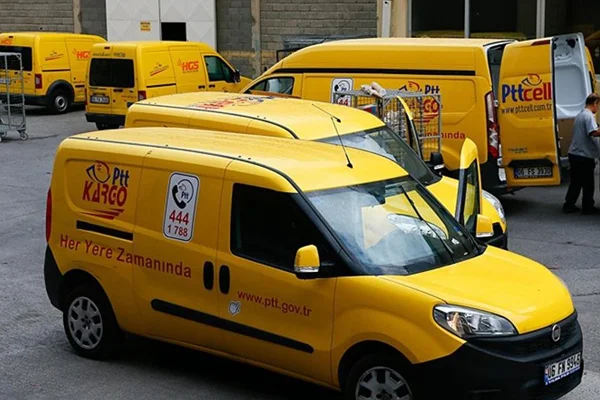 Hazine PTT'deki hisselerini devretti