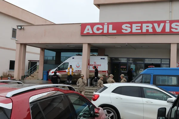 Iğdır'da zırhlı askeri araç devrildi: 1 şehit, 5 yaralı