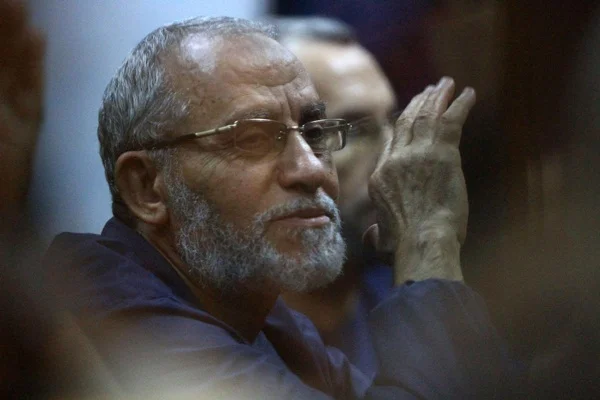 İhvan lideri Muhammed Bedii hakkındaki müebbet kararı bozuldu
