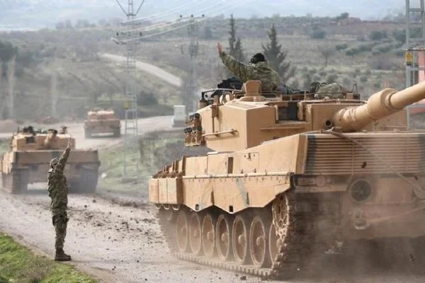 Independent: Erdoğan Amerika'nın Kürt müttefiklerine saldırı planlıyor