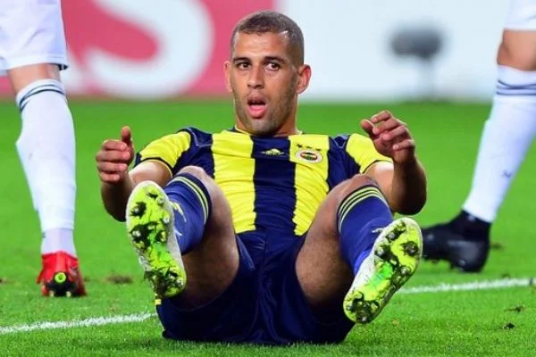 İslam Slimani'den 1 yılda 2 gol