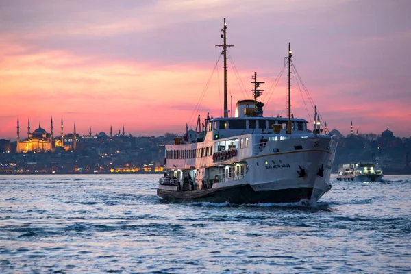İstanbul'da bazı vapur seferleri iptal edildi