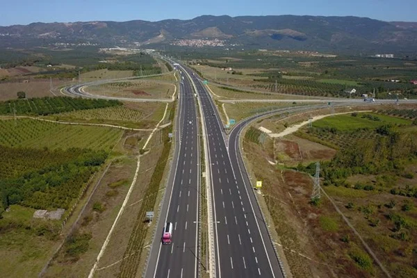 İstanbul-İzmir arası yolculuk süresi kısalıyor