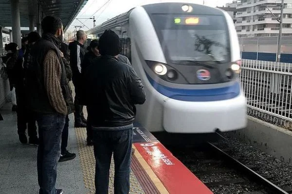 İZBAN ek seferleri durduruldu