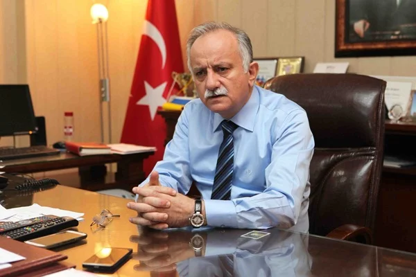 İzmir adaylığından çekilen CHP'li başkan: İhale mafyası beni istemiyor