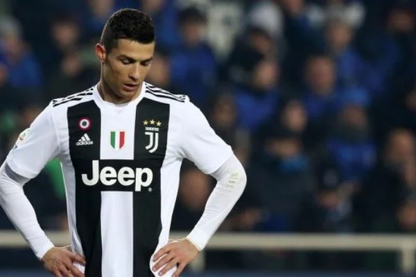 Juventus bir puanı Cristiano Ronaldo ile kurtardı