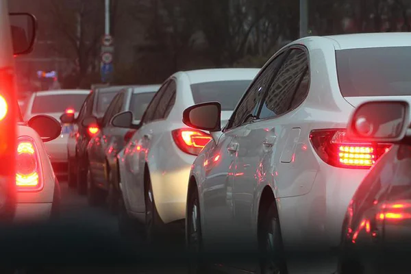 Karbondioksit emisyonu 2018'de rekor seviyelere doğru ilerliyor