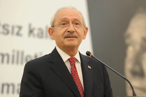 Kılıçdaroğlu'ndan işçilere 'meydanlara çıkma' çağrısı