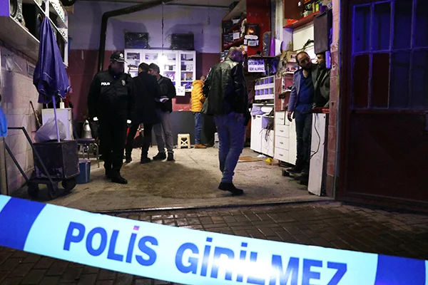 Kütahya'da silahla boynundan vurulan genç ağır yaralandı