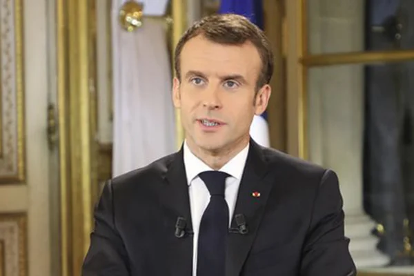 Macron'dan 'sükunet' ve 'düzen' çağrısı
