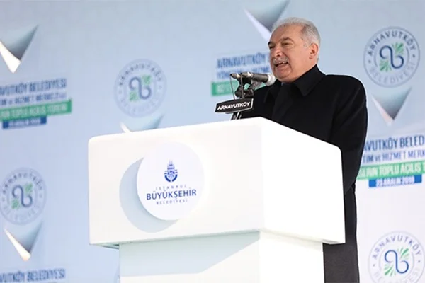 Mevlüt Uysal: Arnavutköy geleceğe umutla bakıyor