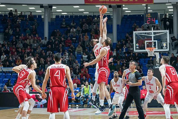 Milliler elemelerdeki 3. mağlubiyetini yaşadı