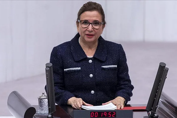 Pekcan: Türkiye ihracatta rekor kırmaya hazırlanıyor
