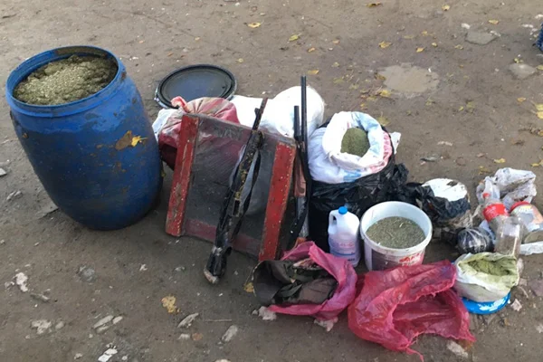 PKK'nın kış yapılanmasına darbe: 3 katlı 5 odalı sığınak bulundu