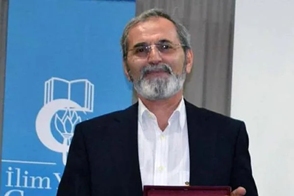 Prof. Dr. İbrahim Emiroğlu görevinden alındı