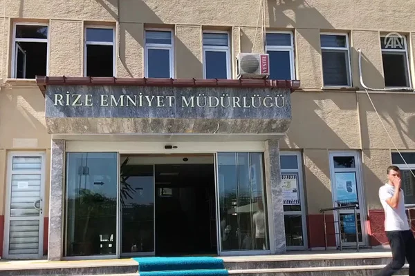 Rize Emniyet Müdürlüğü'ne silahlı saldırı