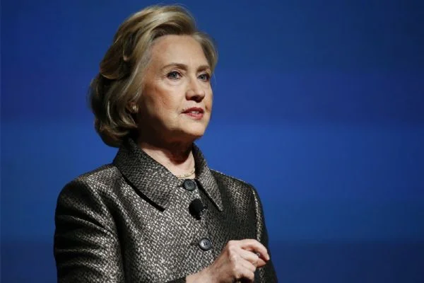 Rusya, Clinton aleyhine kampanya yürüttü iddiası
