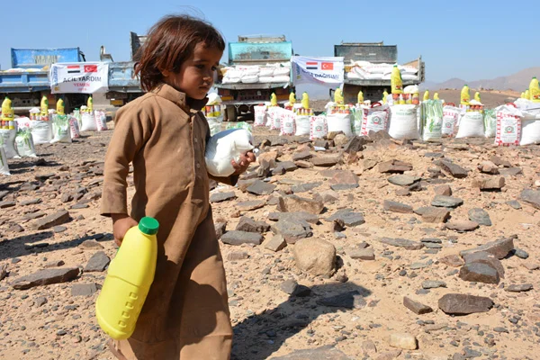 Sadakataşı Derneğinden Yemen'e gıda ve hijyen ürünleri yardımı