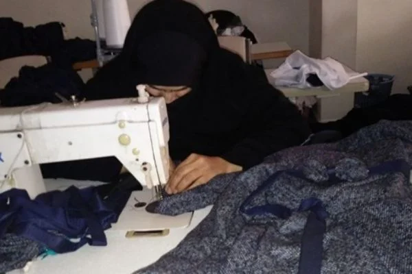 Sadakataşı yetimlerin yüzünü güldürüyor