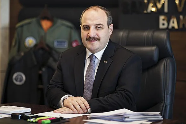 Sanayi ve Teknoloji Bakanı Varank: Üretim öncülüğünde büyüme için çalışıyoruz