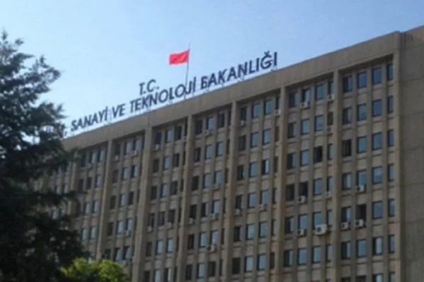 Sanayi ve Teknoloji Bakanlığından yatırımları hızlandıracak adım