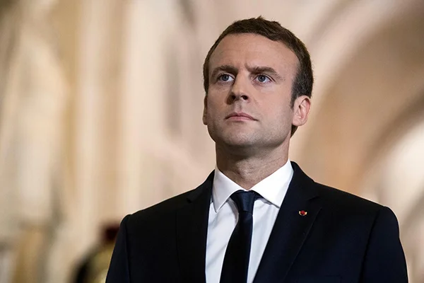 Sarı yeleklilerin baskınının ardından Macron'a tatil yok