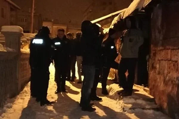 Silah sesi duyup kömürlüğü gittiler... Sonrası korkunç